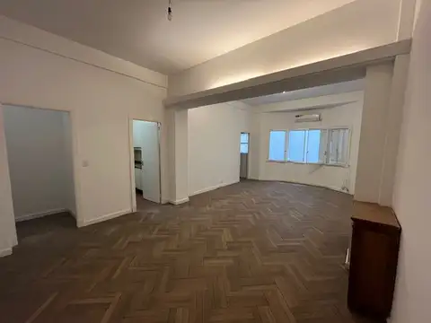 Avenida Presidente Manuel Quintana 200