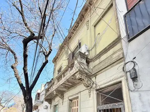 Aristóbulo Del Valle 500, Piso 1