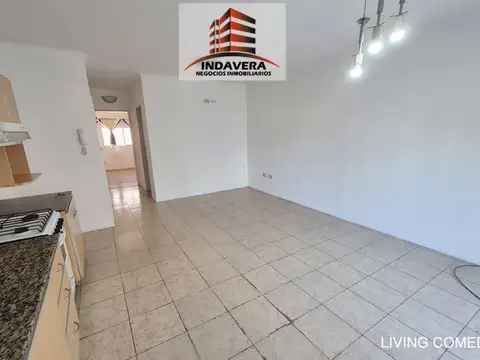 Depto Tipo Casa en Alquiler en Caseros, $ 650.000