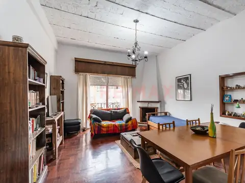 VENTA PH 4 AMBIENTES BALCÓN Y TERRAZA - CHACABUCO