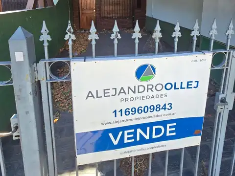 Depto Tipo Casa en Alquiler con 1 cocheras