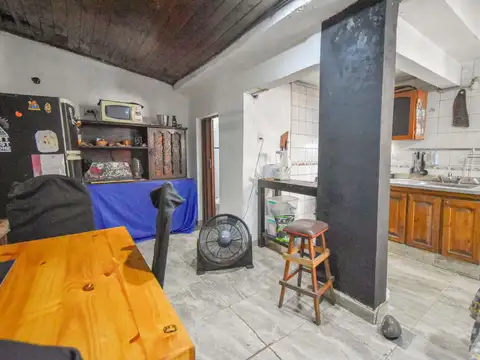 Depto Tipo Casa en Venta en Lanus Oeste, USD 42.000