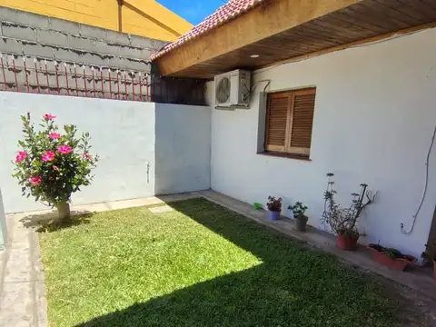 Casa en Ringuelet. Calle 509 e/ 10 y 11