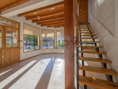 VENTA LOCAL COMERCIAL SAN MARTIN DE LOS ANDES. CASCO CENTRICO