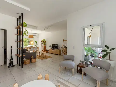 Departamento 4 ambientes con 2 baños