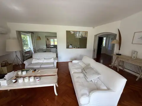 Casa en Alquiler de 4 dormitorios