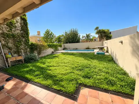 Casa en Alquiler de 3 dormitorios