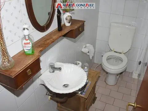 Depto Tipo Casa 5 ambientes con 2 baños