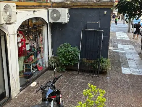 Juan Bautista Alberdi 1500