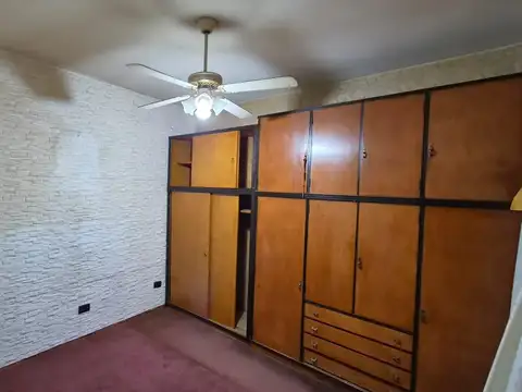 Depto Tipo Casa 3 ambientes con 2 baños