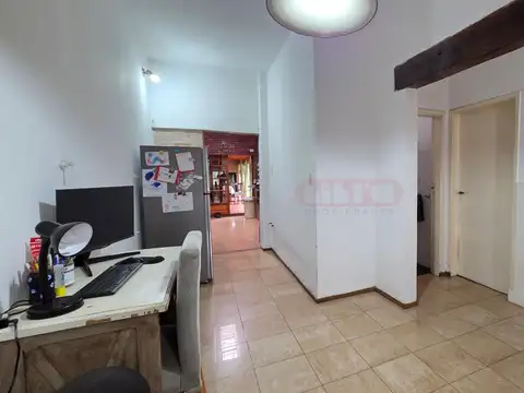 Casa de 4 ambientes con Jardín y Quincho Villa Adelina