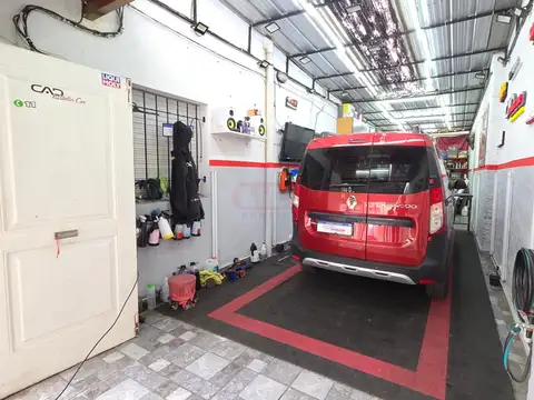 Casa de 4 ambientes con Jardín y Quincho Villa Adelina