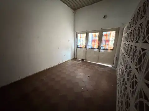 Casa 2 ambientes con 2 baños