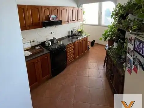 Departamento 5 ambientes con 1 baño