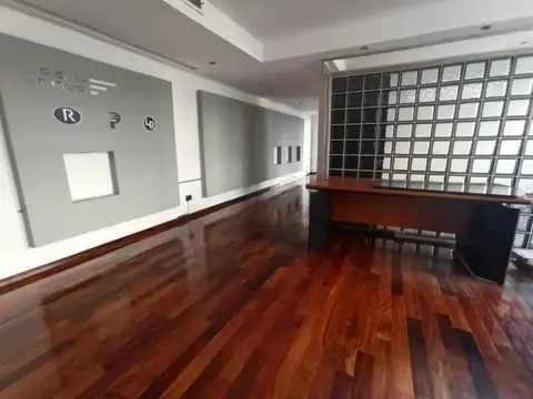 Oficina en Venta 45 años