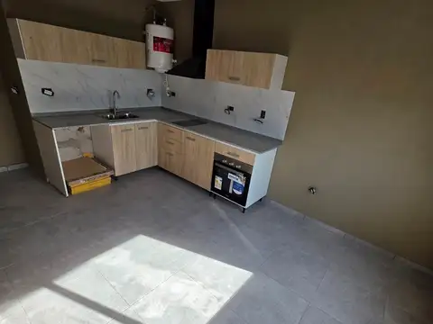 Departamento en Alquiler en Pablo Podesta, $ 900.000