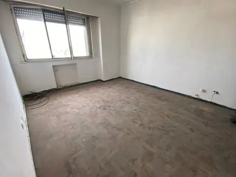 Oportunidad! Dos habitaciones y muy luminoso!