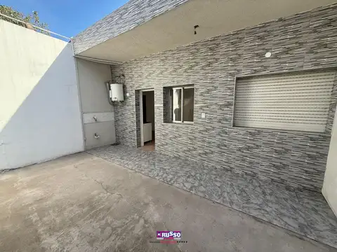 Venta PH 2 ambientes San Justo