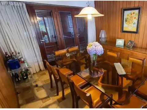 Casa 7 ambientes con 7 baños