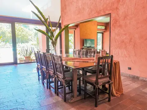 Casa en Venta en Pilar, USD 1.350.000