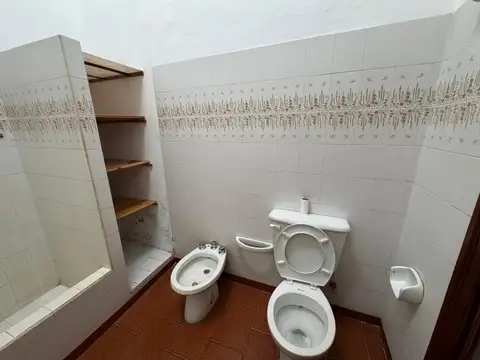 ALQUILA CASA USO COMERCIAL 6 HAB SAN NICOLAS