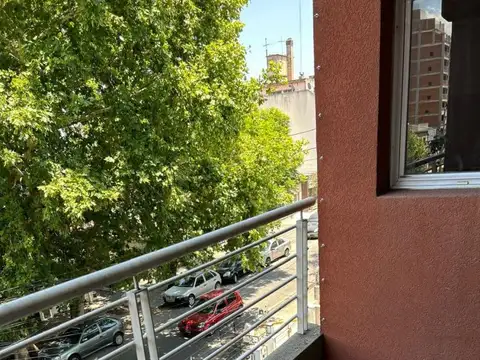 Impecable Monoambiente en Caseros