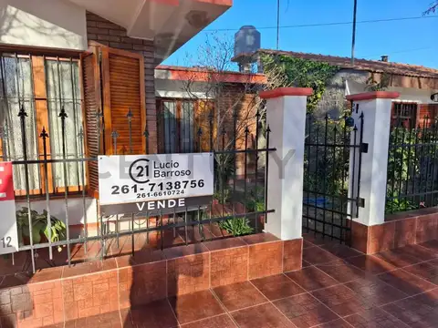 ¡Casa en venta en Guaymallen!