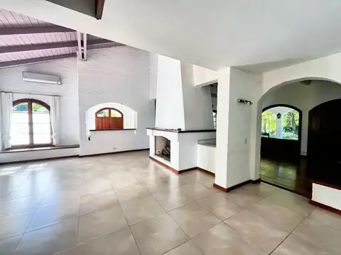 Mayor Quinteros 1300