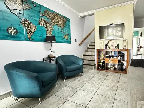 Casa 4 ambientes con 1 baño