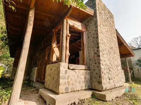 Casa 2 ambientes con 1 baño