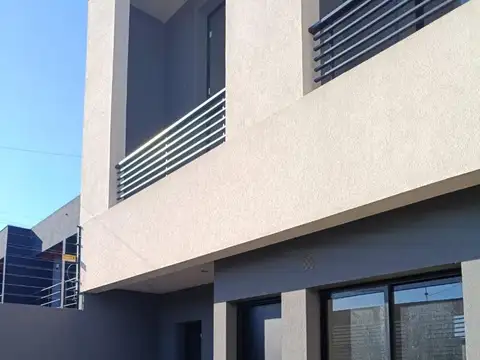 Departamento En Berazategui Calle 133 2900