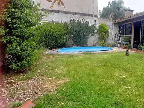 Casa en Venta en Castelar, USD 175.000