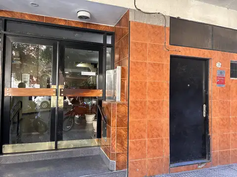 DEPARTAMENTO DE 2 AMBIENTES CFTE  LUMINOSO 