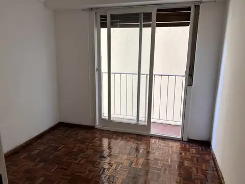 Departamento en Alquiler en Primera Junta, $ 420.000