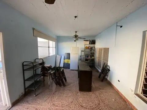 Casa 4 ambientes con 1 baño
