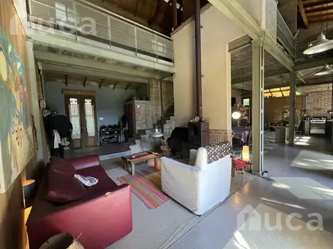 VENTA | CASA Rustica Original Diseño c/Jardin y Pileta | Barrio La Bota