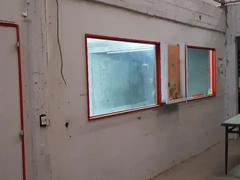 VENTA, 2 GALPONES EN MUY BUENA ZONA DE V. BALLESTER