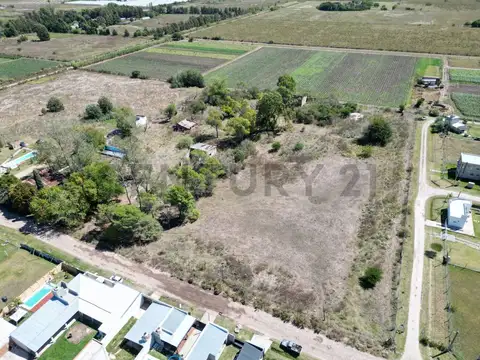 Venta 2 hectareas en 610 e/ 28 y 29