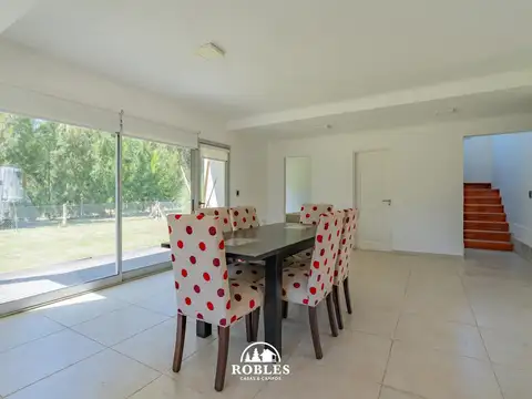 Casa estilo moderno en Haras del Mar