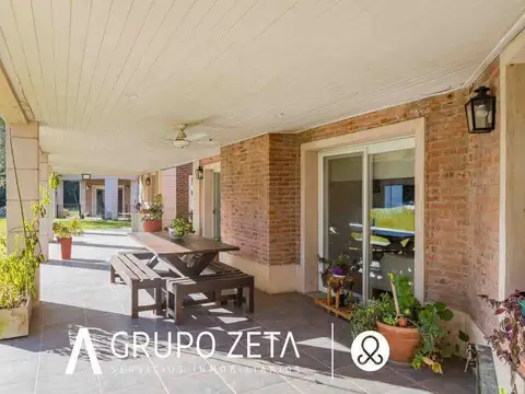 Casa 6 ambientes venta Barrio Privado Lomas de Fatima Pileta