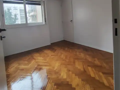 Departamento en Alquiler de 4 ambientes
