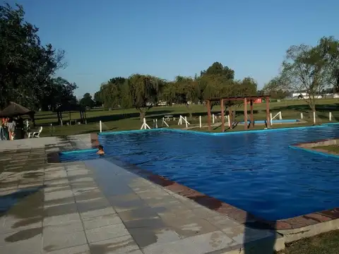 Aero Country Club
