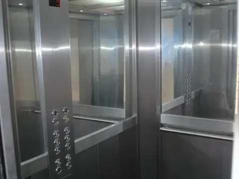 Oficina 2 ambientes con 1 baño