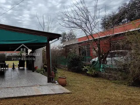 Casa en Venta con 1 cochera
