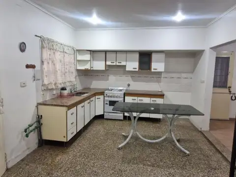 Depto Tipo Casa en Alquiler de 3 ambientes
