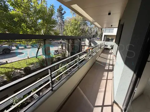 Departamento en Alquiler con 1 cocheras