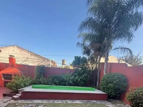 Casa en Venta en Moron, USD 220.000