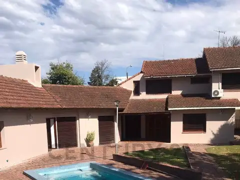 Casa en Alquiler 13b e/472 y 473
