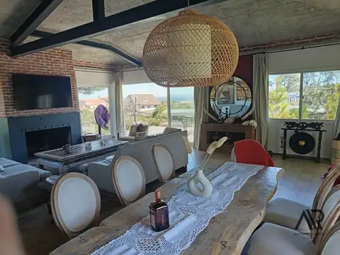 Casa en Venta de 5 dormitorios