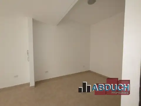 Depto Tipo Casa en Alquiler en Villa Ballester, $ 400.000